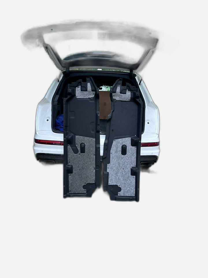 Защита (облицовка) днища правая, Audi Q7 4M 4M0825206J