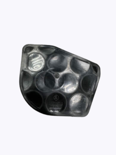 Заглушка левая 3T0 825 961