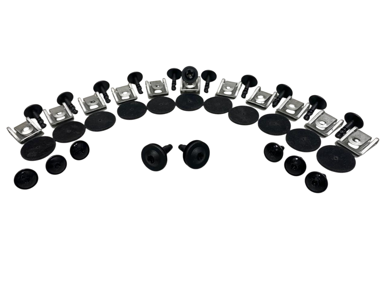 Комплект крепежа защиты двигателя (4M0825235L/S) Audi Q7, Q8, Touareg CR3